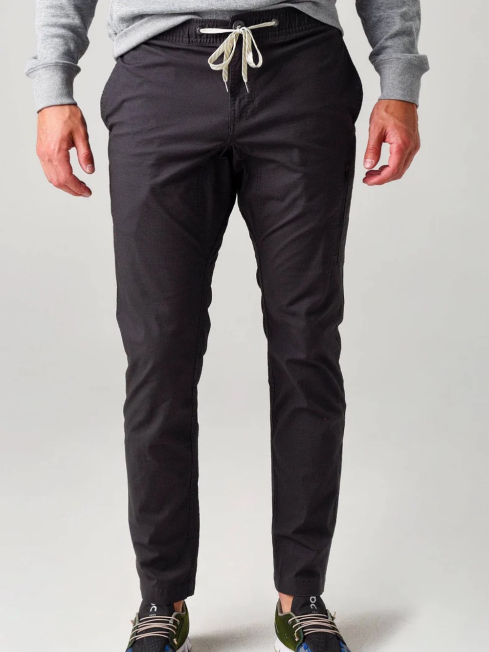 Vuori Ripstop Climber Pants in Charcoal